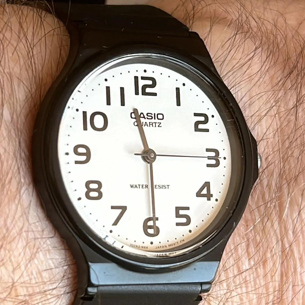 Casio MQ-24 - Picture 8 of 9